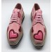 Женские осенние кожаные с лаком ботинки Prada розовые с сердцами