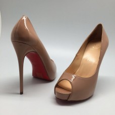 Женские кожаные туфли Christian Louboutin с открытым носом
