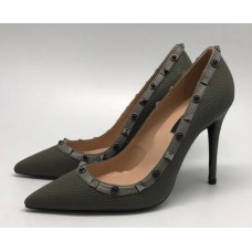 Женские летние кожаные туфли Valentino Garavani Rockstud зеленые с отделкой