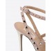Женские летние кожаные туфли Valentino Garavani Rockstud белые с ремешком на щиколотке
