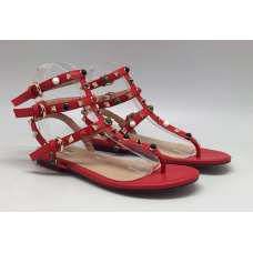 Женские кожаные сандалии Valentino Garavani Rockstud красные Женские кожаные сандалии Valentino Garavani Rockstud красные