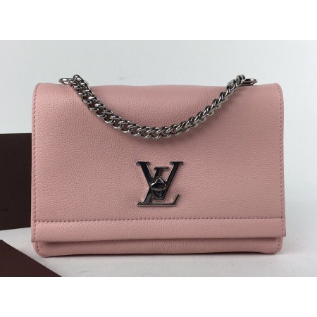 Женская брендовая кожаная сумка Louis Vuitton Light Pink