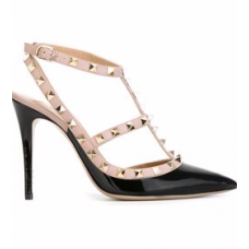 Женские летние кожаные туфли Valentino Garavani Rockstud черные