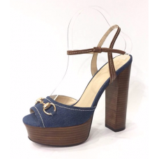 Босоножки Gucci Jeans на платформе и высоком каблуке Босоножки Gucci Jeans на платформе и высоком каблуке