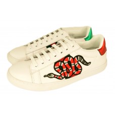 Женские летние кожаные кроссовки Gucci белые со змеей